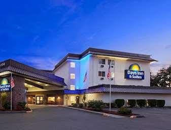 Days Inn By Wyndham Lacey Olympia Area Exterior photo